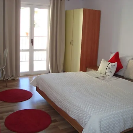 Guest house Civljak 3*